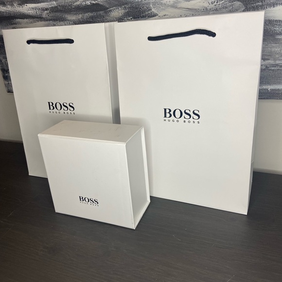 HUGO BOSS set of 2 gift bags and 1 gift box - Picture 3 of 4